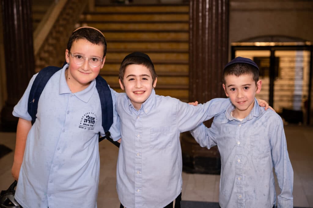 Oholei Torah students together at school
